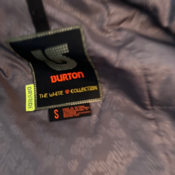 Burton Jacket size small - Picture 3 of 3